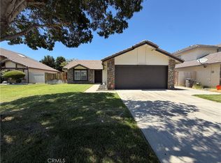 23521 Via Chantilly, Santa Clarita, CA 91355