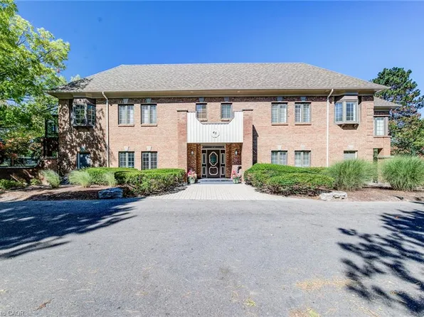 45 Blue Springs Dr #32, Waterloo, ON N2J 4P1