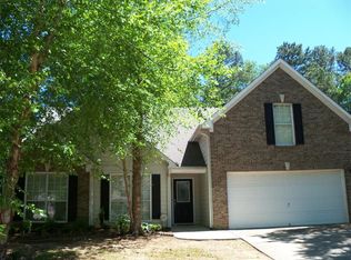 560 Sterling Pointe Ct, Lawrenceville, GA