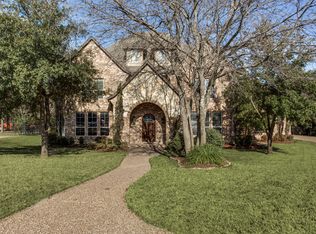 107 Woodlands Ct, Ovilla, TX 75154