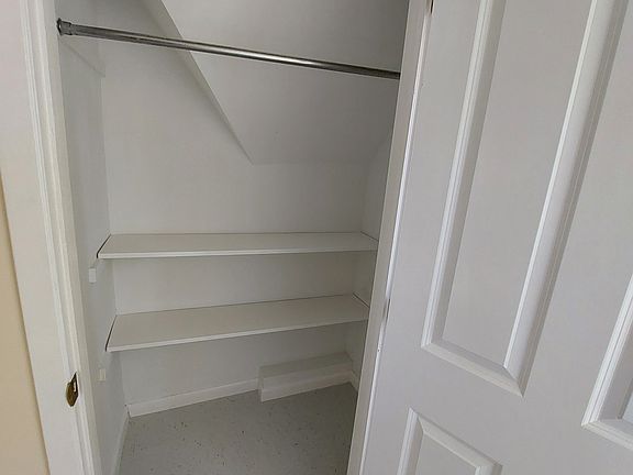 5th image of 53 S Bleeker St Floor 3