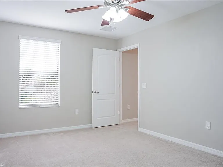 1573 Vizcaya Ln — Photo 11