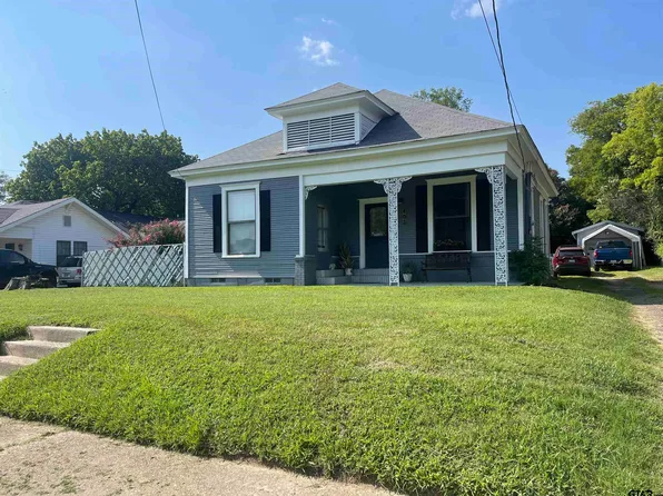 405 E 1st St, Mount Pleasant, TX 75455