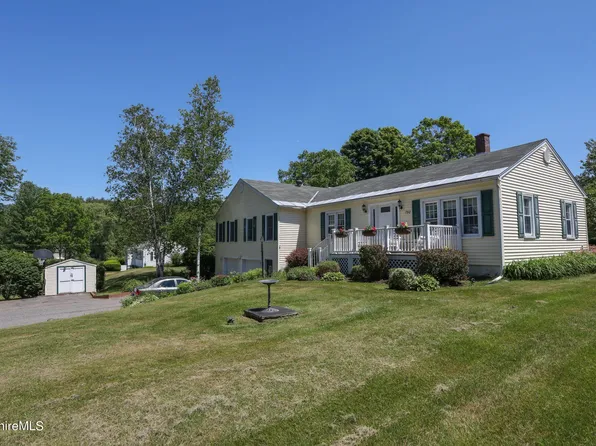 792 Middle Rd, Clarksburg, MA 01247