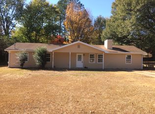 67 Village Way, Lawrenceville, GA