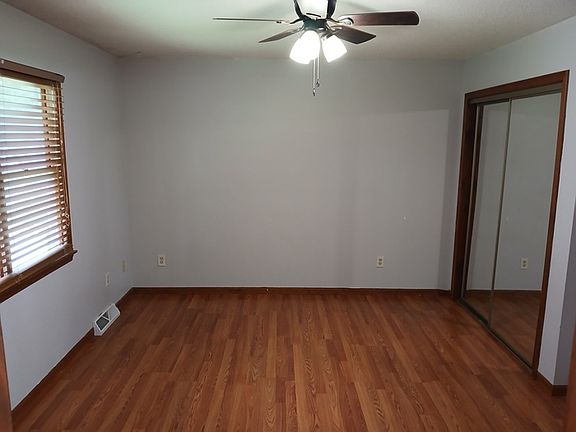 5th image of 5518 S Brooks Dr