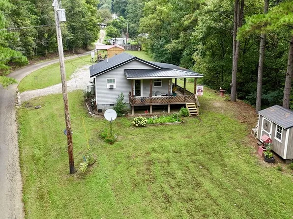 130 Peters Br, Martin, KY 41649