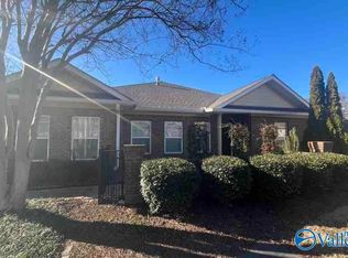 7 Valley Way Cir SE, Huntsville, AL 35802