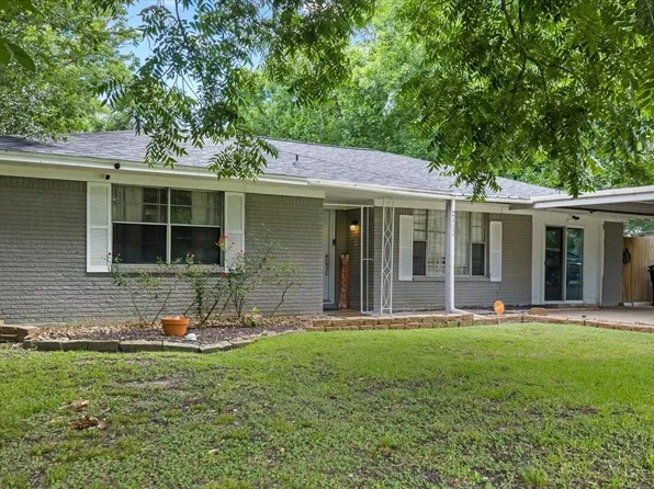 2402 Hodges St, Baytown, TX 77521