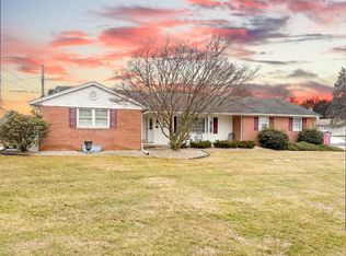 34 Acorn Cir, Chambersburg, PA 17202