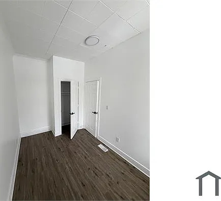10910 S Edbrooke Ave — Photo 5