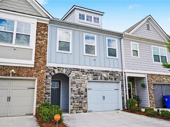 1962 Dillon Dr, Lithonia, GA 30058