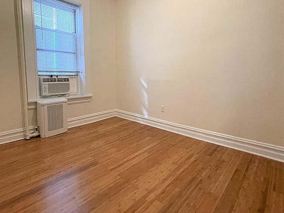 4th image of 32-58 44th St #1R