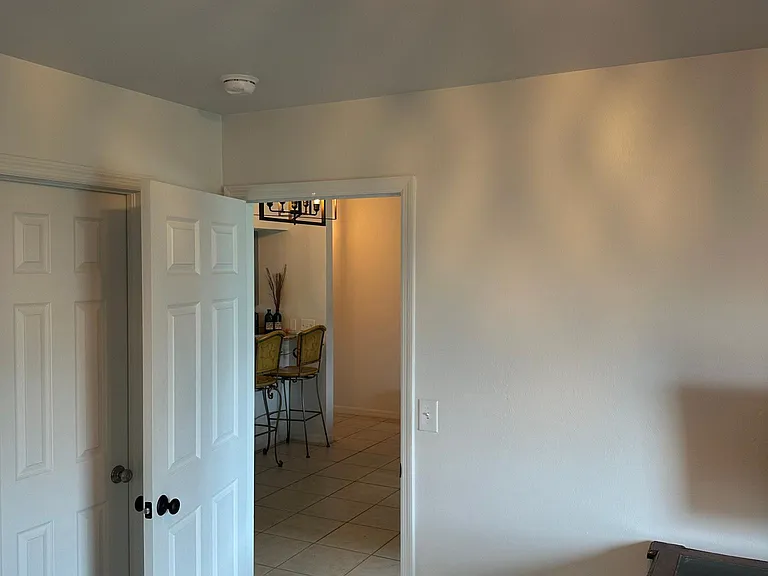 5025 Benton St — Photo 14