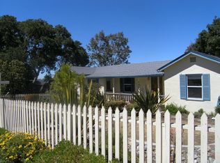 705 Airport Rd, Monterey, CA 93940