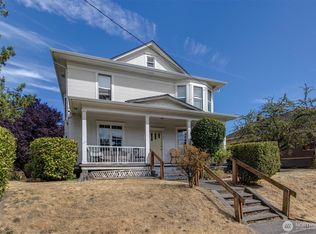 5522 12th Ave NE, Seattle, WA 98105