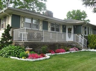 1894 Rutherford St, Rahway, NJ 07065