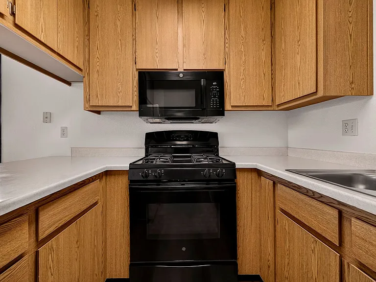 Sierra Sunrise Apartments, a 55+ Community — Photo 14