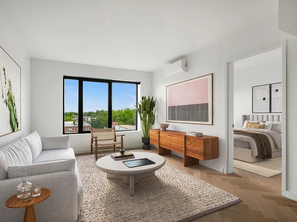 22-54 46th St #504, Astoria, NY 11105