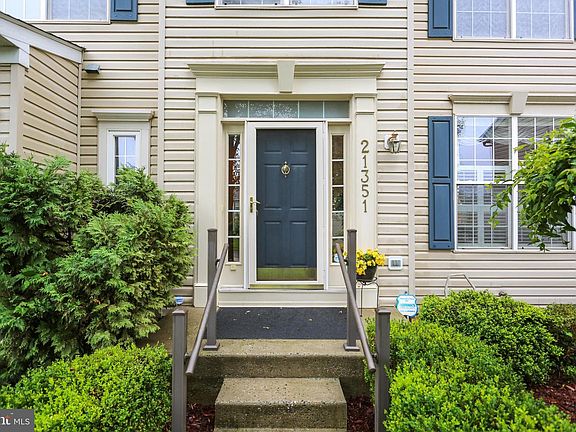 2nd image of 21351 Village Green Cir