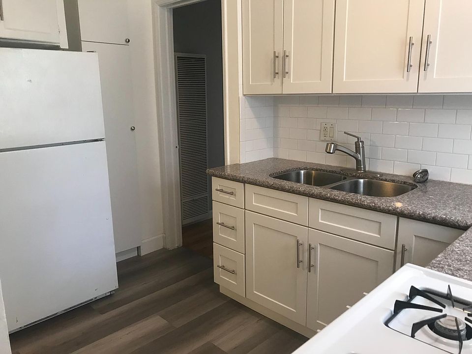 1st image of 652 N Rosemary Ln