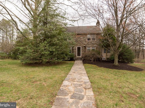 495 Byberry Rd, Huntingdon Valley, PA 19006