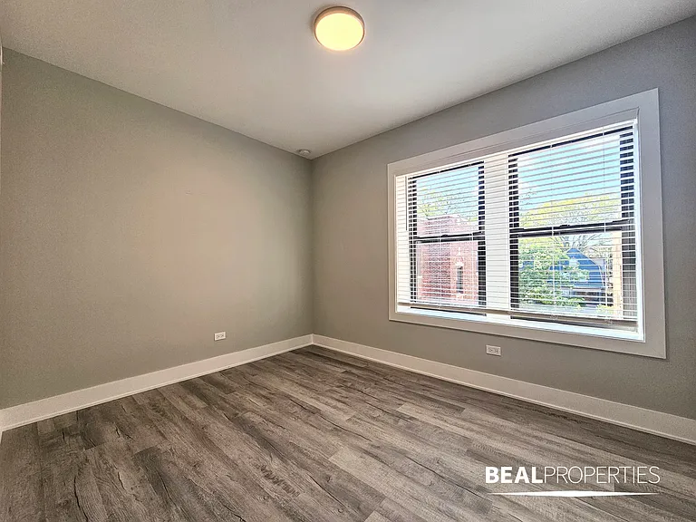 1133-1139 Oak Ave — Photo 36