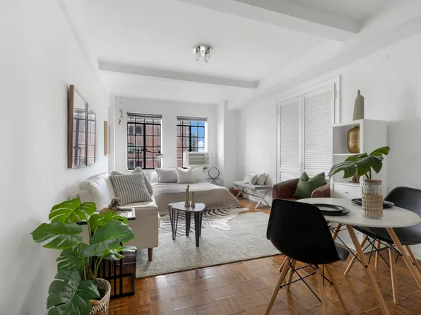 45 Tudor City Place image 1 of 12