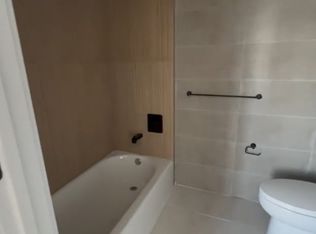 355 E 194th St #6D, Bronx, NY 10458
