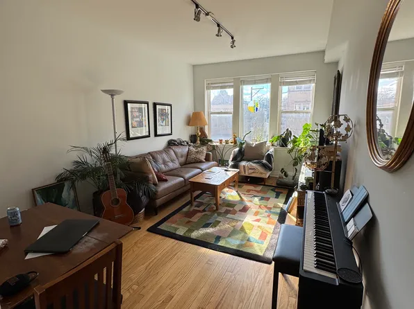 2119 N Richmond St #2, Chicago, IL 60647