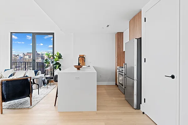 Rented by West 124th Manager LLC | media 106