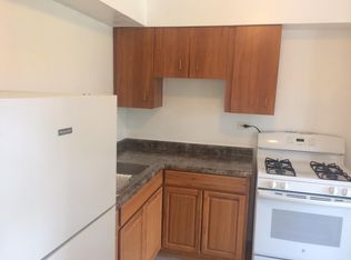 835 W College Blvd #201, Addison, IL 60101