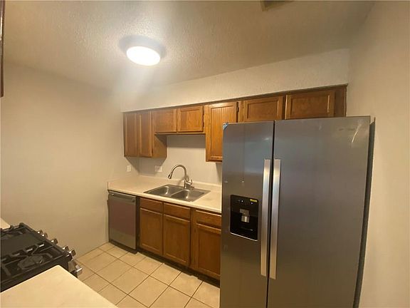 5th image of 12404 Coronet St #A