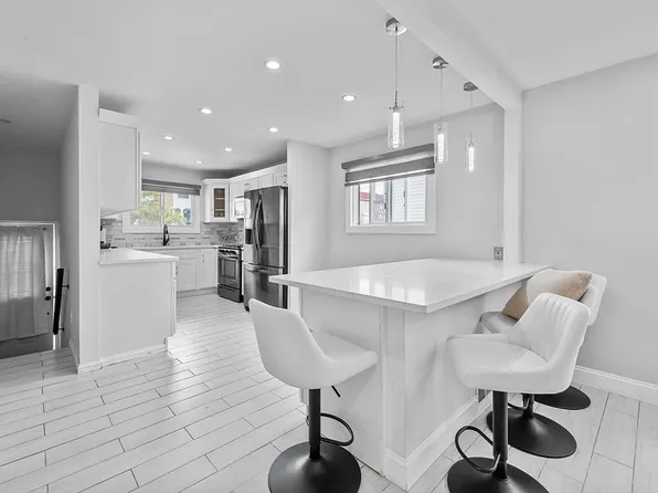 71 Goller Place image 8 of 25