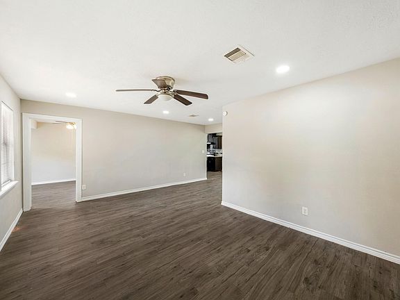 3rd image of 3561 Nathaniel Brown St