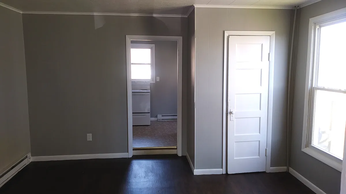 Building Photo - 506 Straley Ave #1
