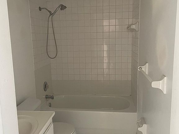 5th image of 2406 N A St #1