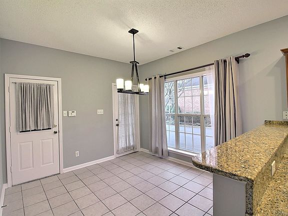 5th image of 1278 Oak Creek Dr