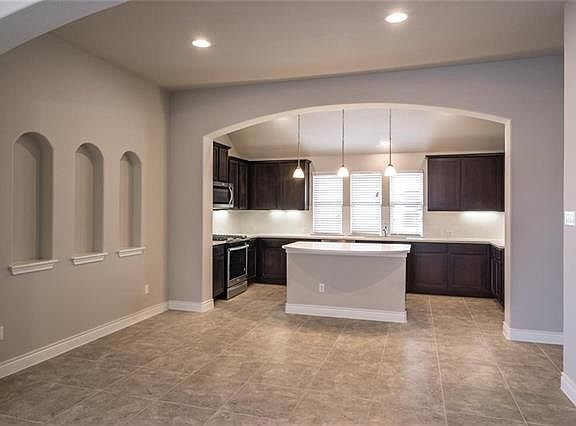 5th image of 19328 Wearyall Hill Ln