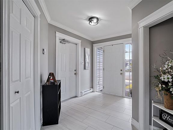 3rd image of 7 Callaghan Place