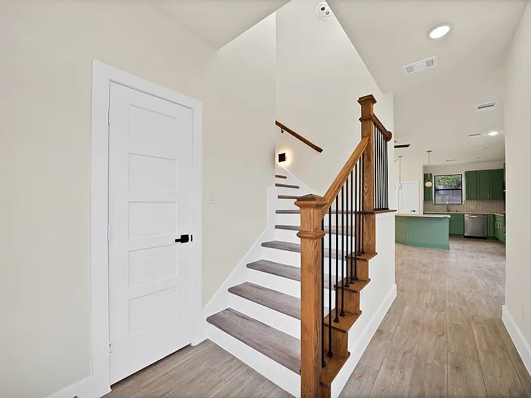 2925 River Ridge Ct — Photo 3