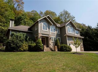 252 Deer Ridge Ln, Champion, PA 15622