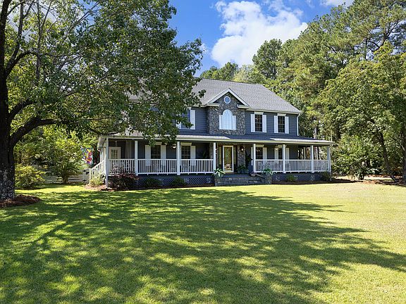 2nd image of 1746 Little Divine Rd