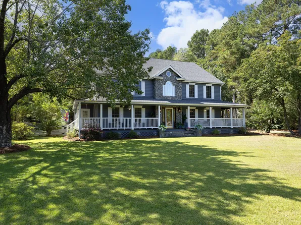 1746 Little Divine Rd, Selma, NC 27576