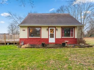 1470 Collar Price Rd, Hubbard, OH 44425