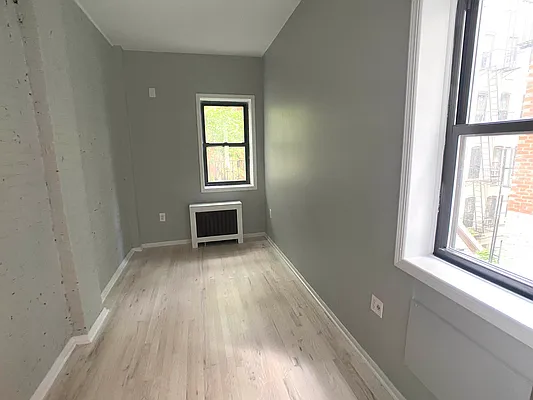 Rented by Tourma Realty LLC | media 8