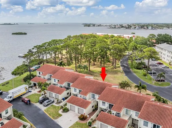 2700 Bayshore Blvd APT 497, Dunedin, FL 34698