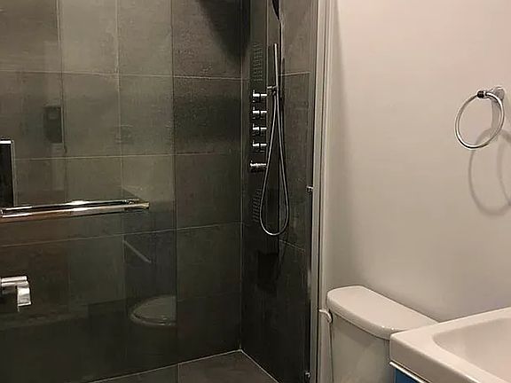 5th image of 854 W 180th St APT 1H