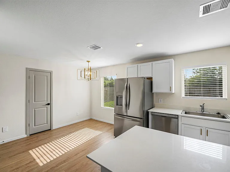 17722 Grove Hill Dr — Photo 7