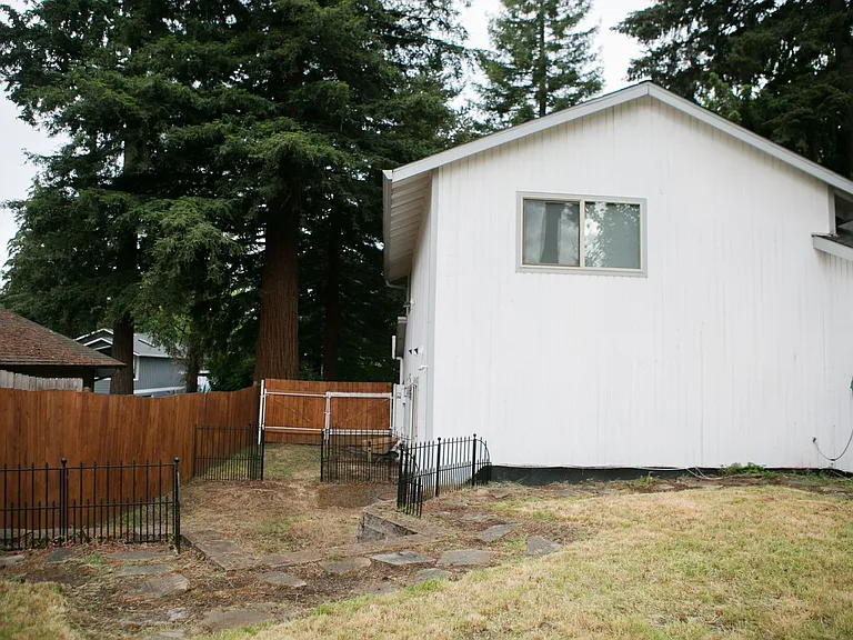 15931 SE Rickshire Ln — Photo 30